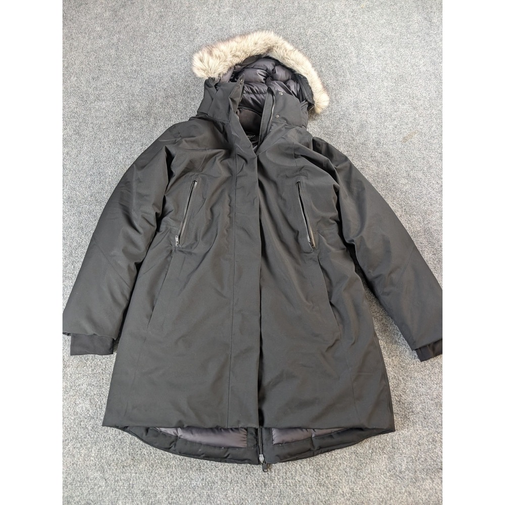 Athleta Outbound Down Parka Women's L Black Down Puffer Full Zip Fur Trim Hoodie